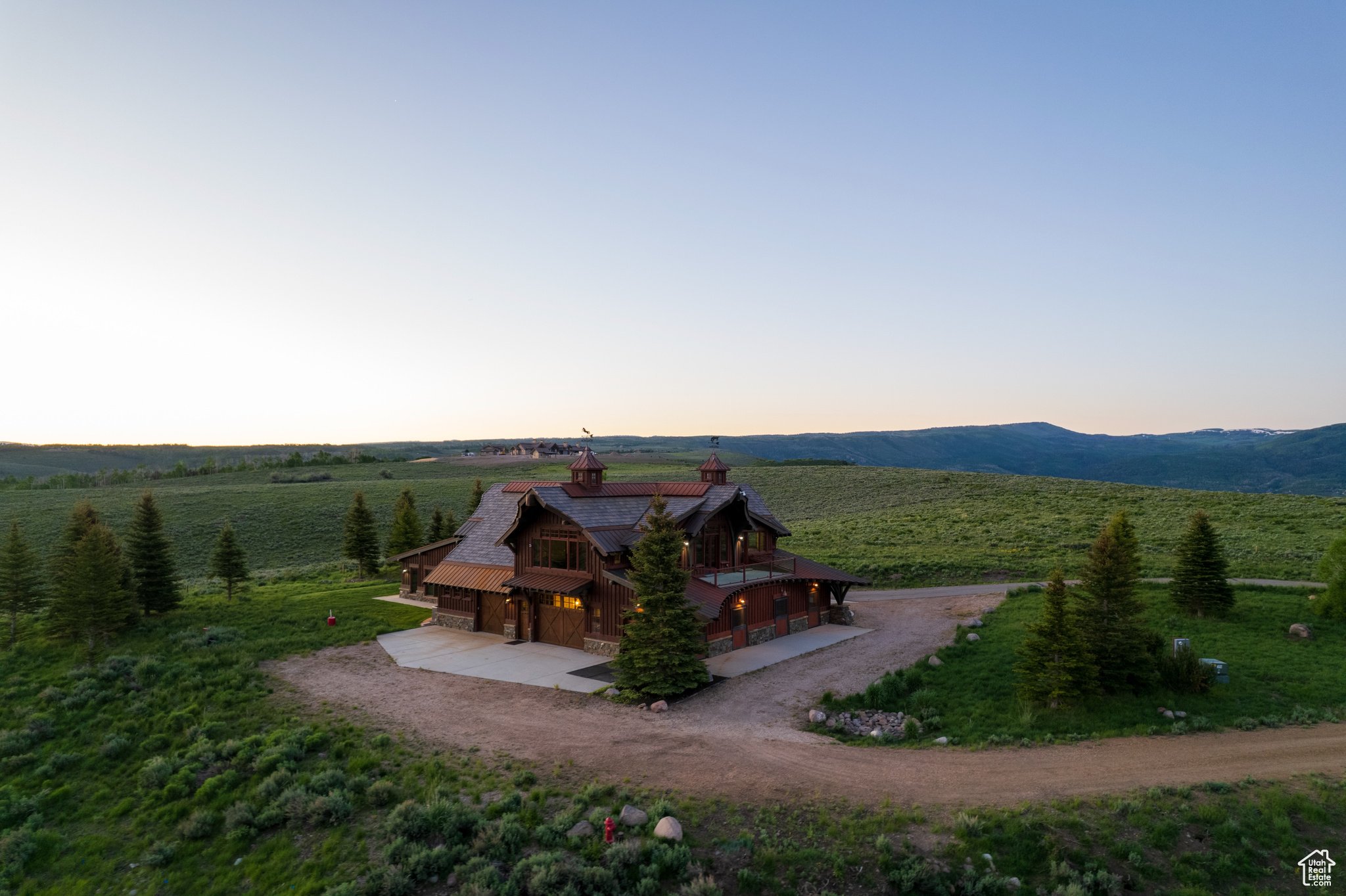 WOLF CREEK RANCH - Residential
