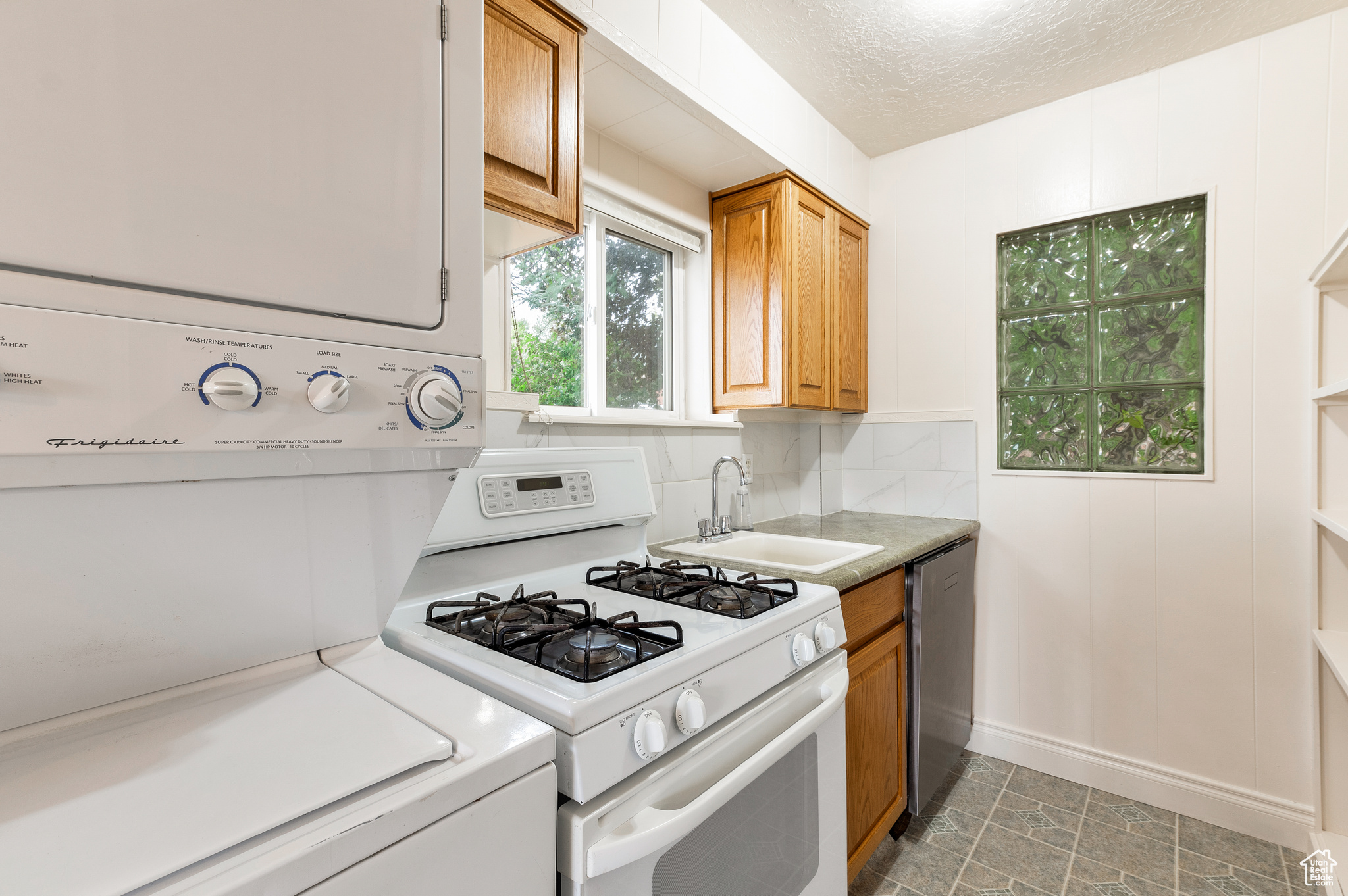 630 E Center St, Kaysville, Utah image 28