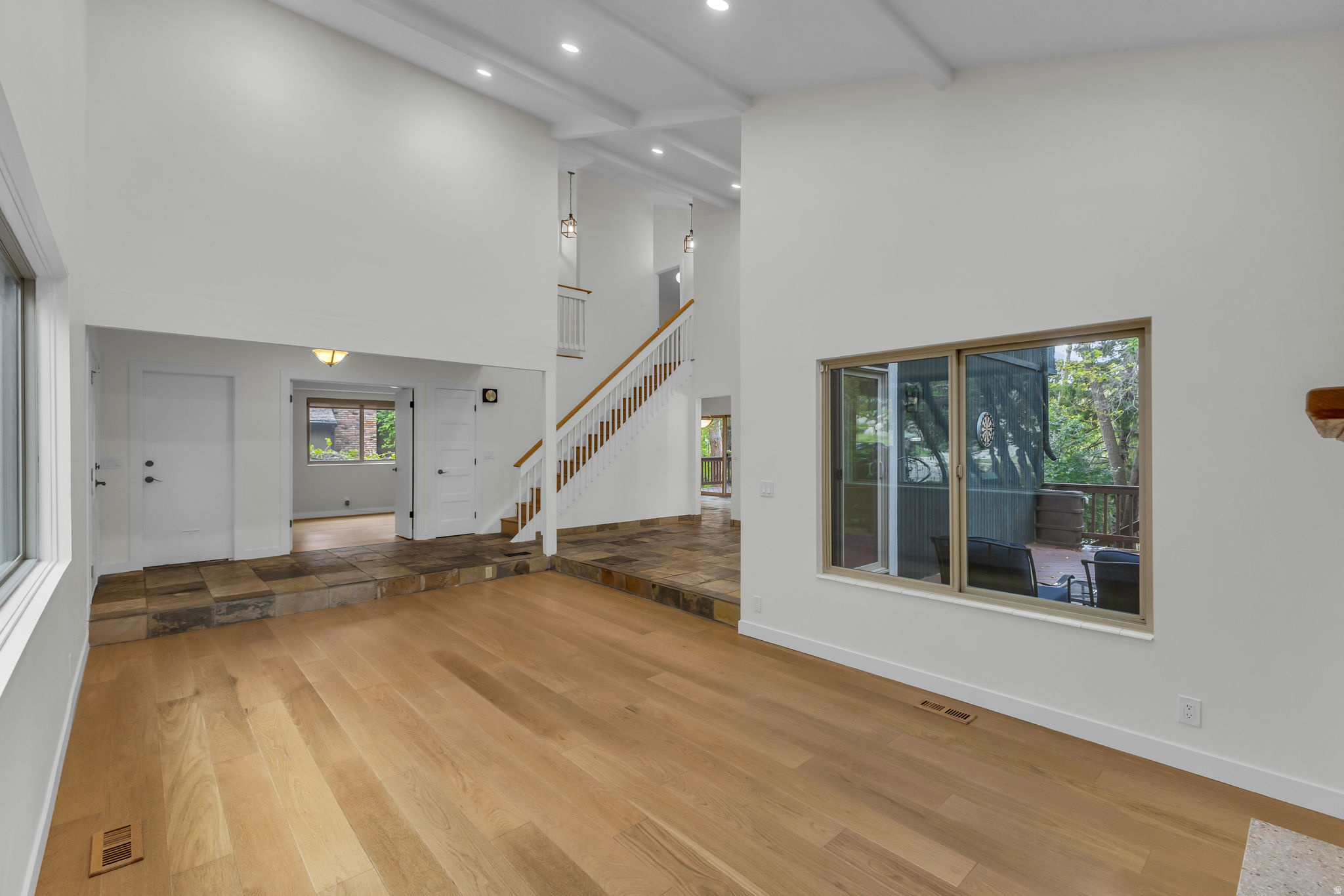 MAJESTIC CAN - Residential