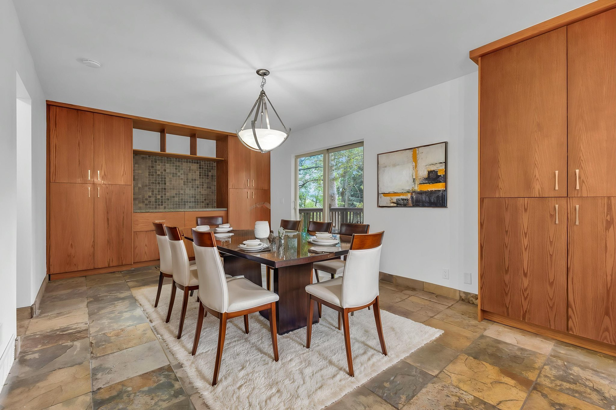 MAJESTIC CAN - Residential
