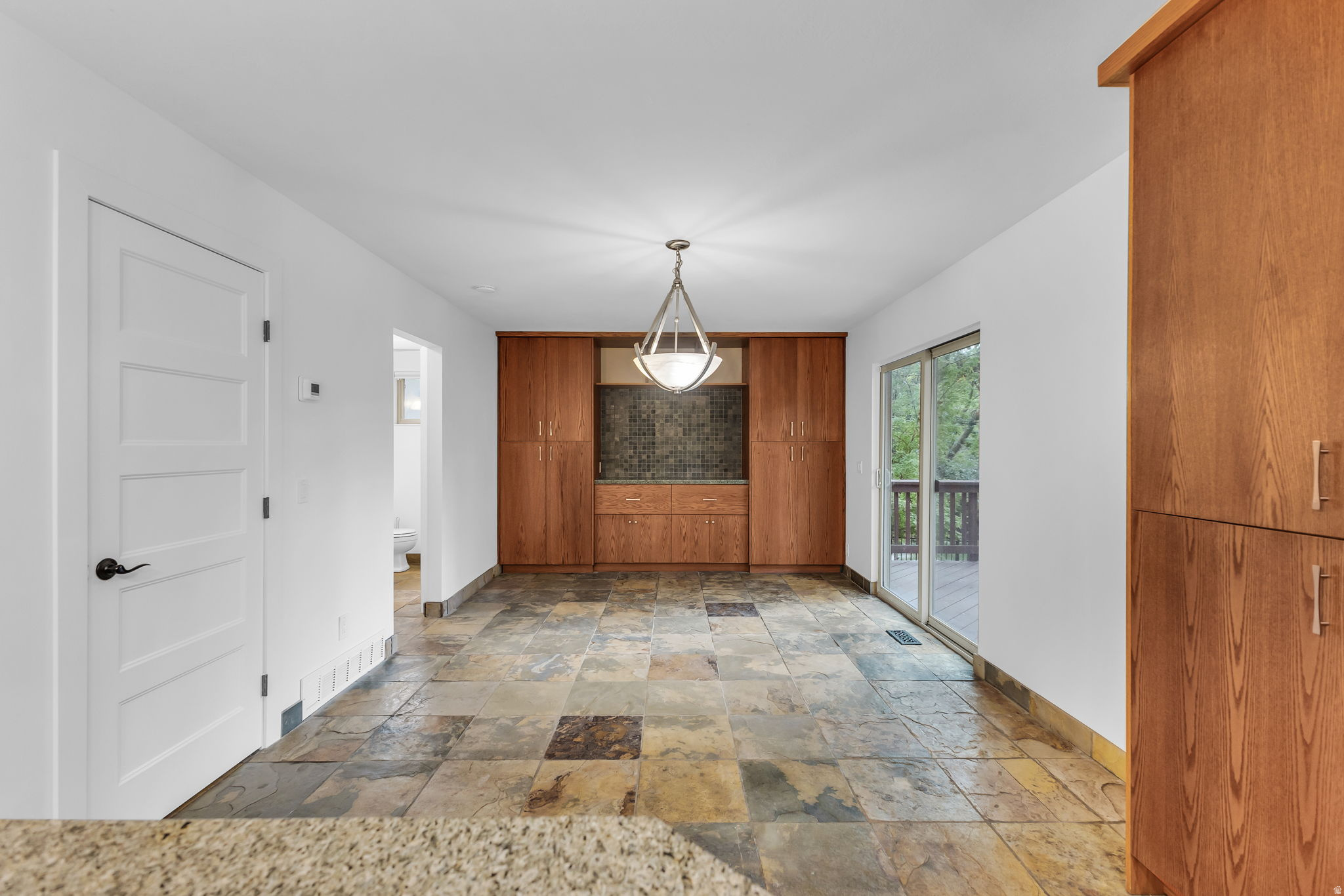 MAJESTIC CAN - Residential