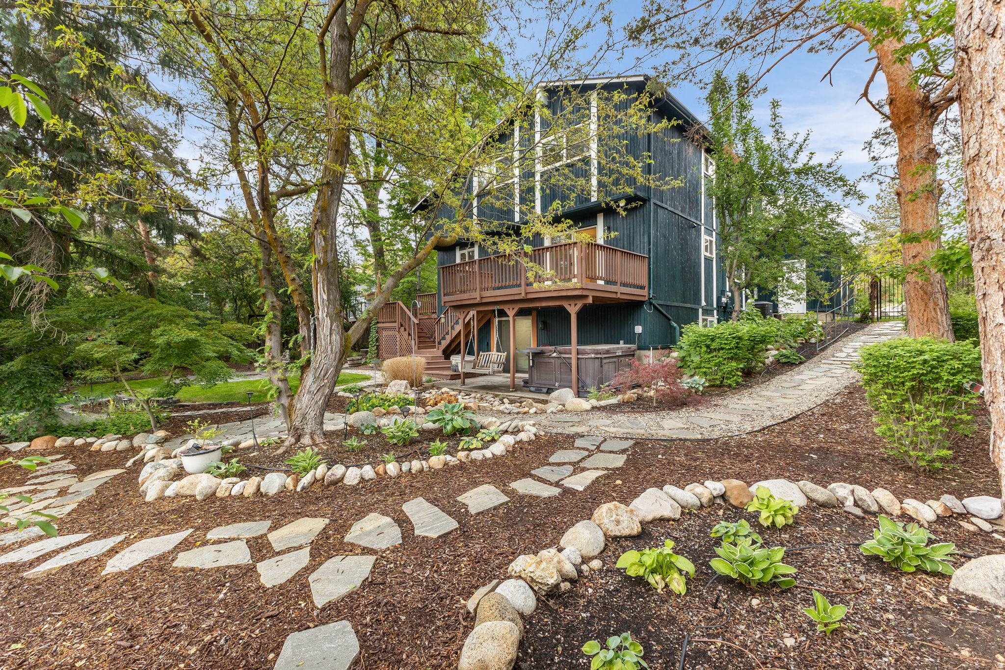 MAJESTIC CAN - Residential