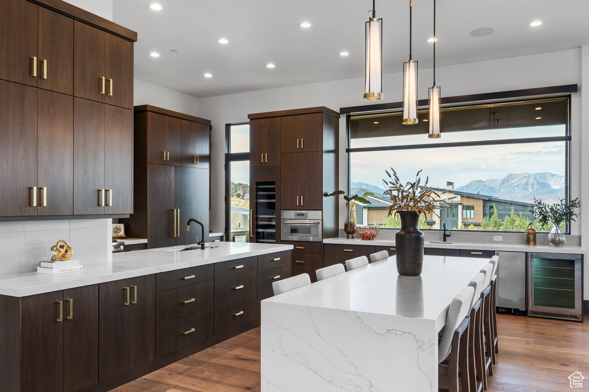 RED LEDGES - Residential