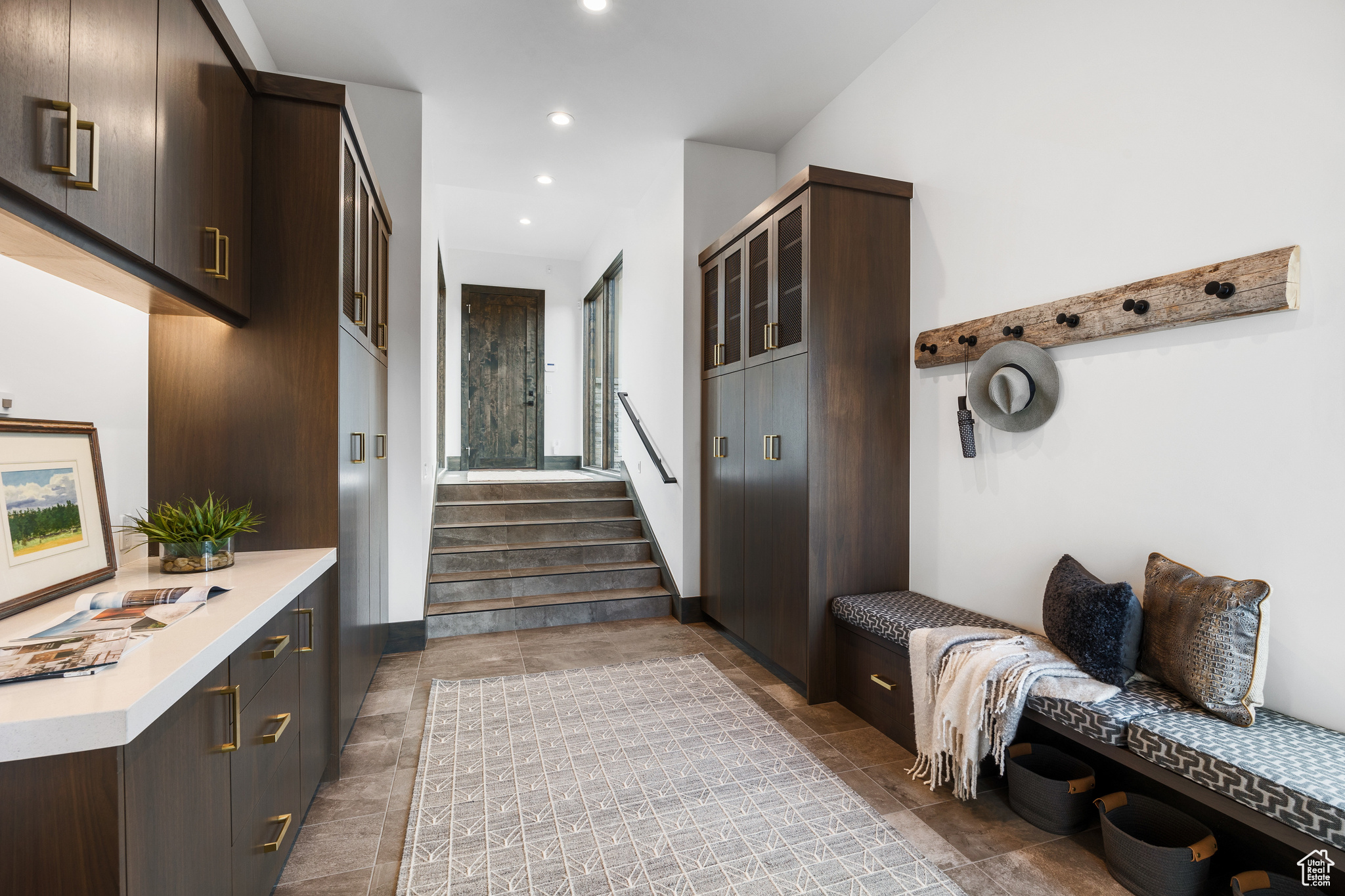 RED LEDGES - Residential