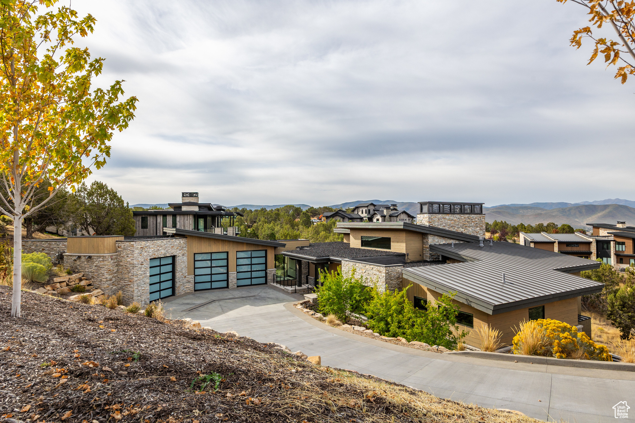 RED LEDGES - Residential