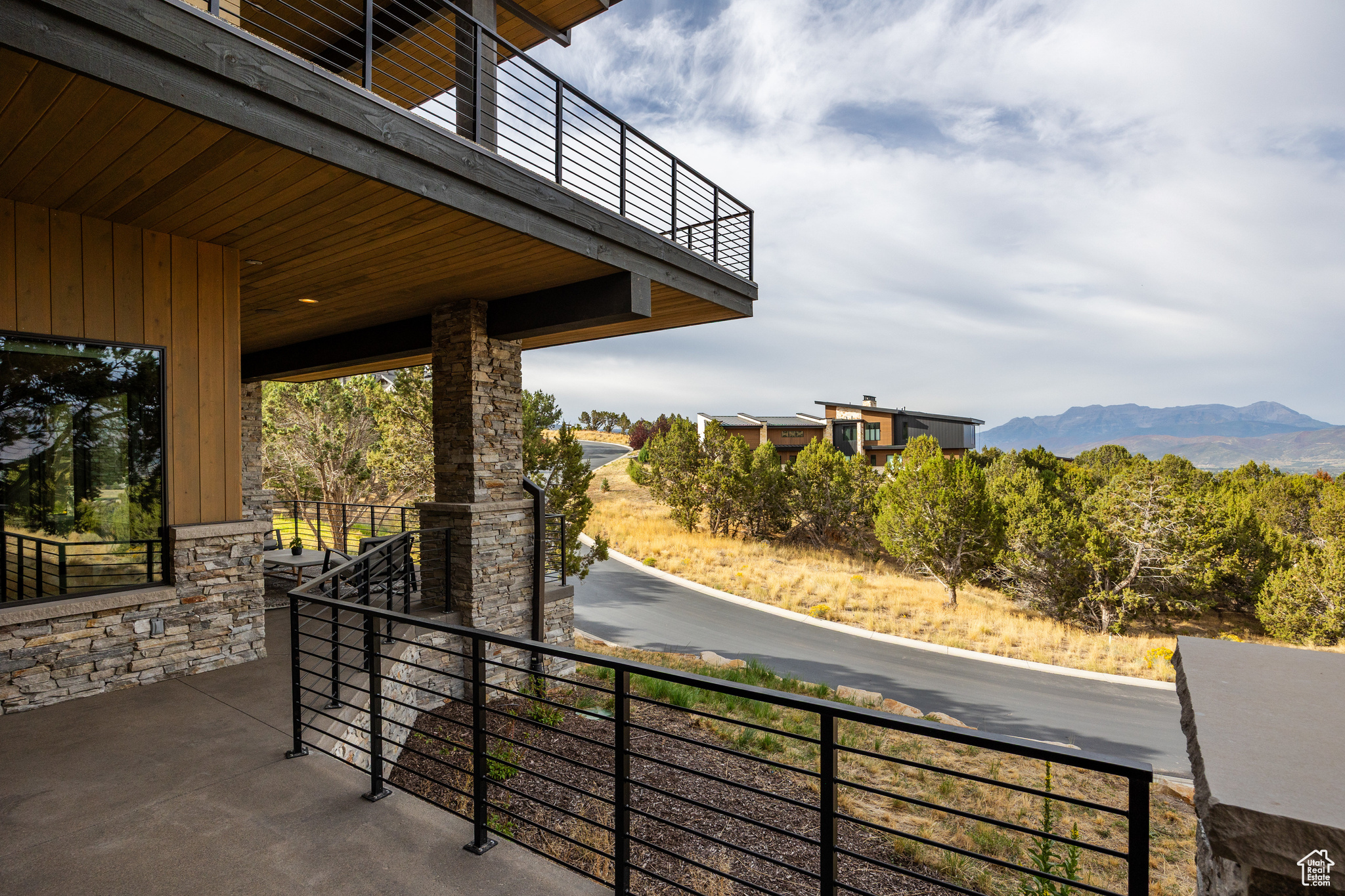 RED LEDGES - Residential