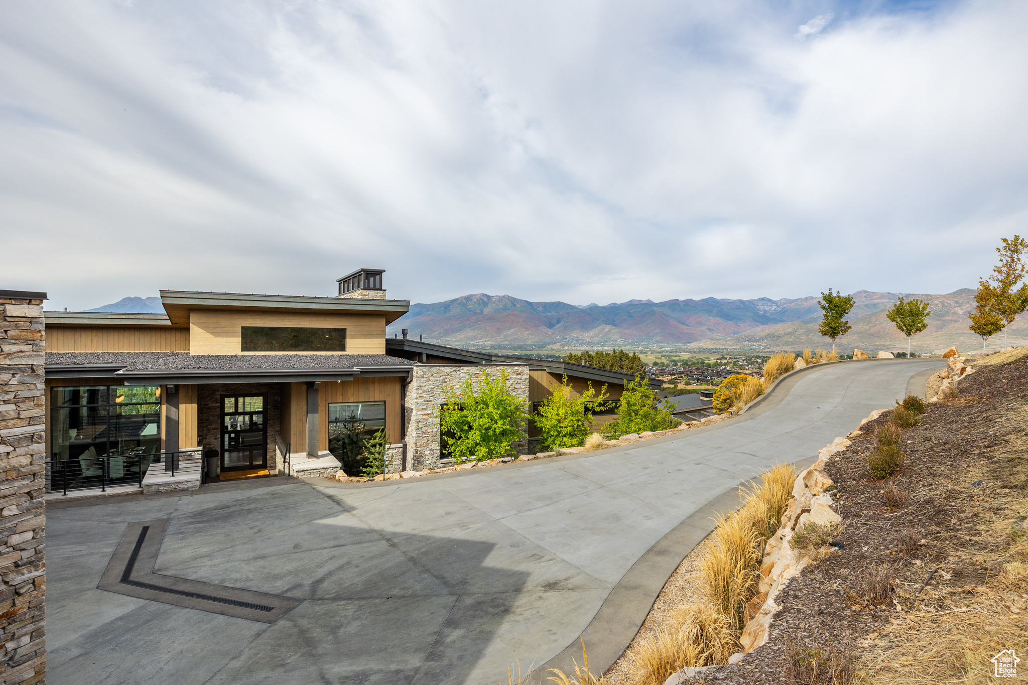 RED LEDGES - Residential
