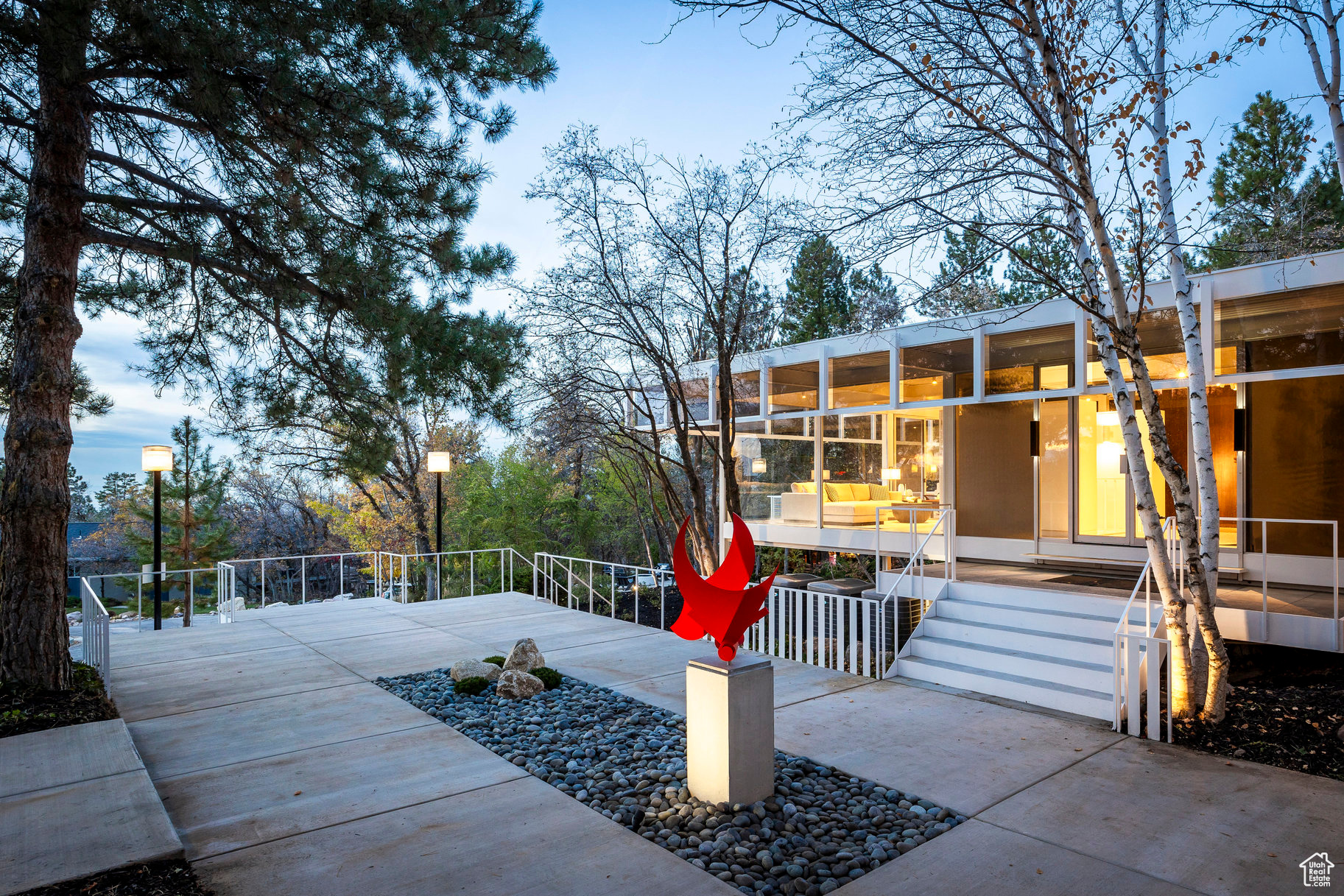 4345 S Zarahemla Dr, Salt Lake City, Utah image 3