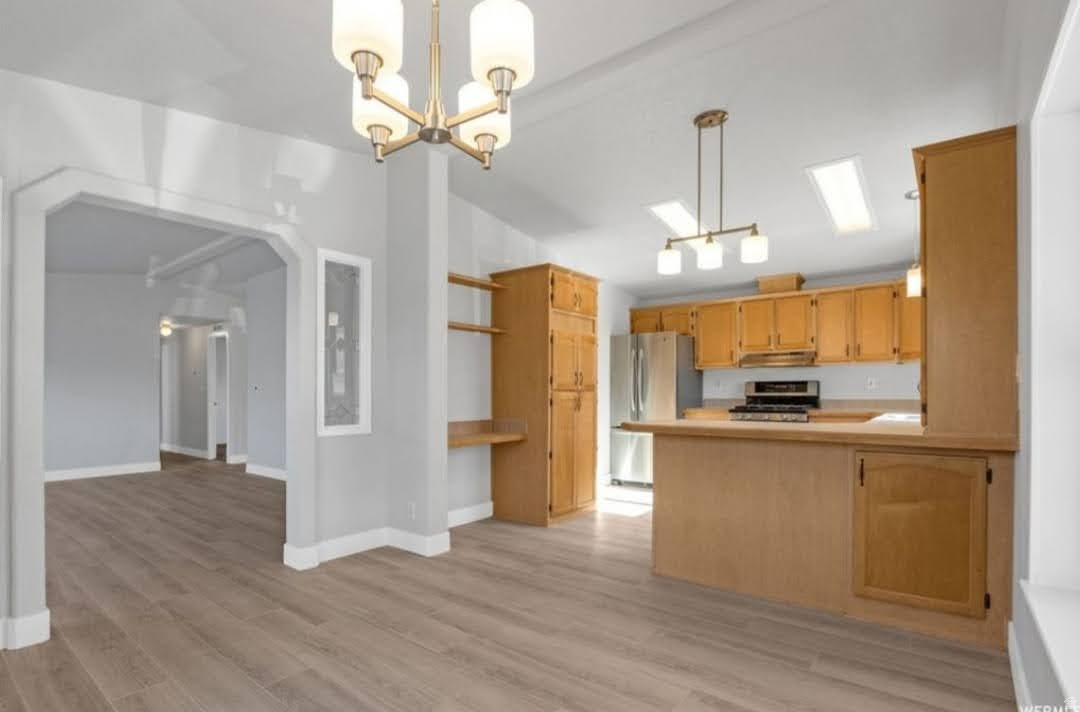 CAMELOT - Residential