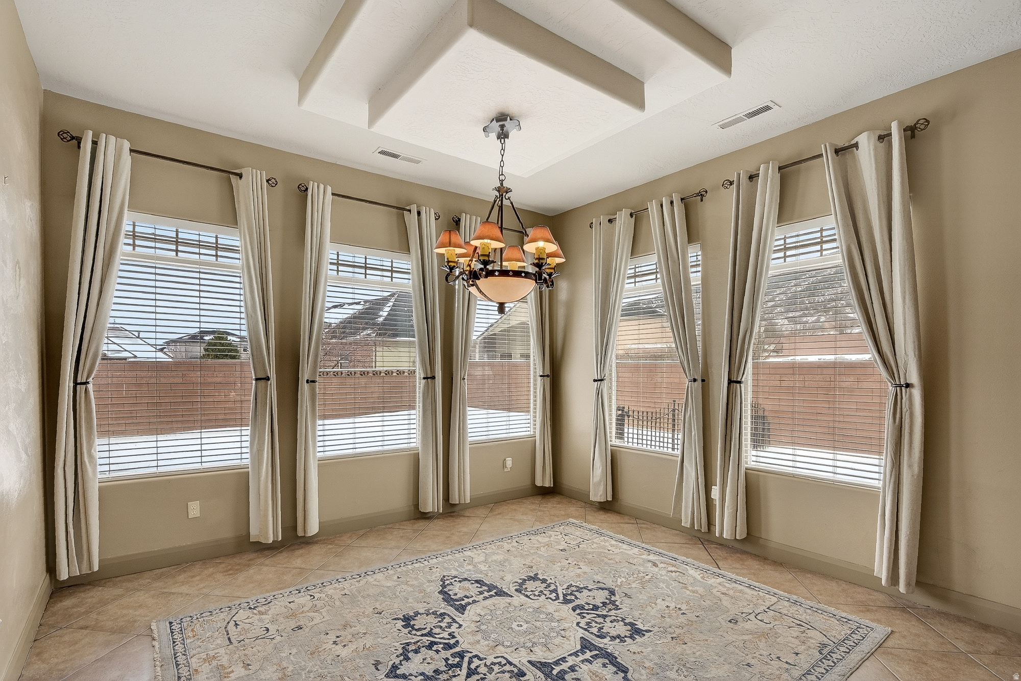 ASHDOWN FOREST - Residential