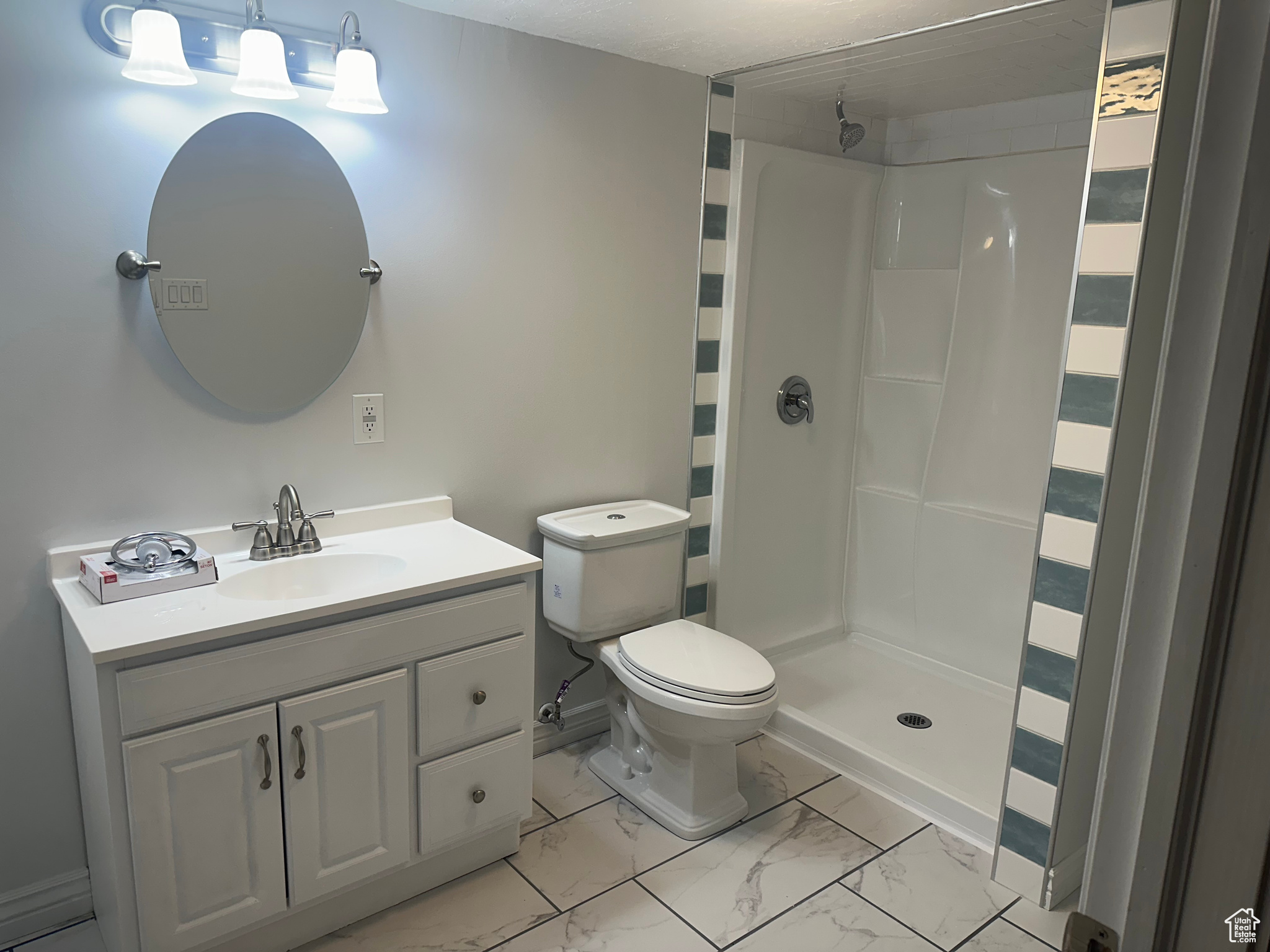 BRIDGEWAY ISLAND - Residential
