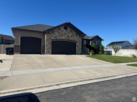Tiny photo for 1238 S 4290 W, Syracuse, UT 84075 (MLS # 2116095)