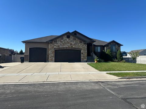 Photo of 1238 S 4290 W, Syracuse, UT 84075 (MLS # 2116095)