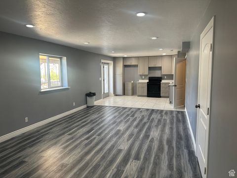 Tiny photo for 1238 S 4290 W, Syracuse, UT 84075 (MLS # 2116095)