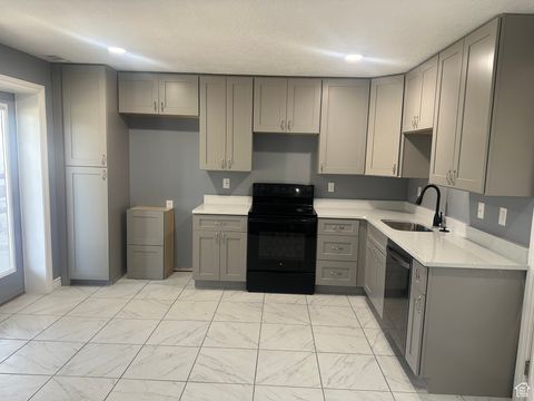 Tiny photo for 1238 S 4290 W, Syracuse, UT 84075 (MLS # 2116095)