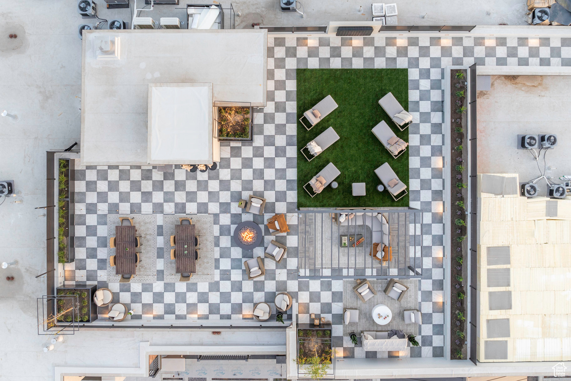 APOLLO SQUARE - Residential