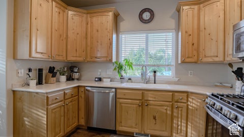 Tiny photo for 3175 N 700 E, Lehi, UT 84043 (MLS # 2192684)