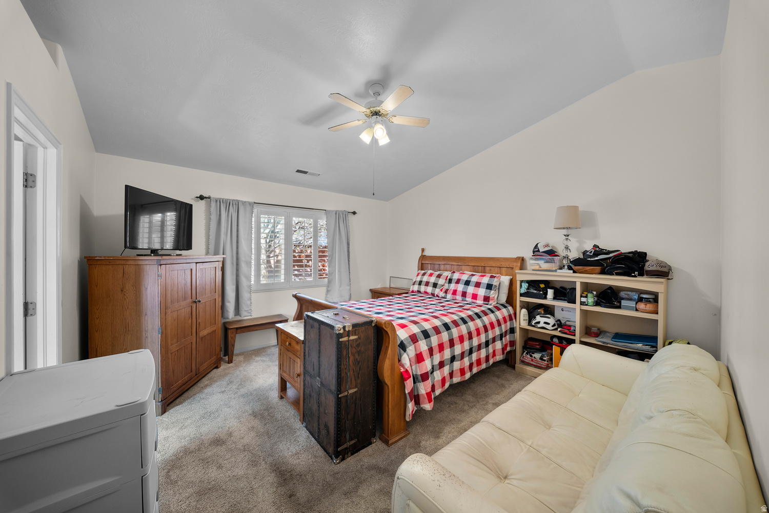 DIXIE COVE - Residential