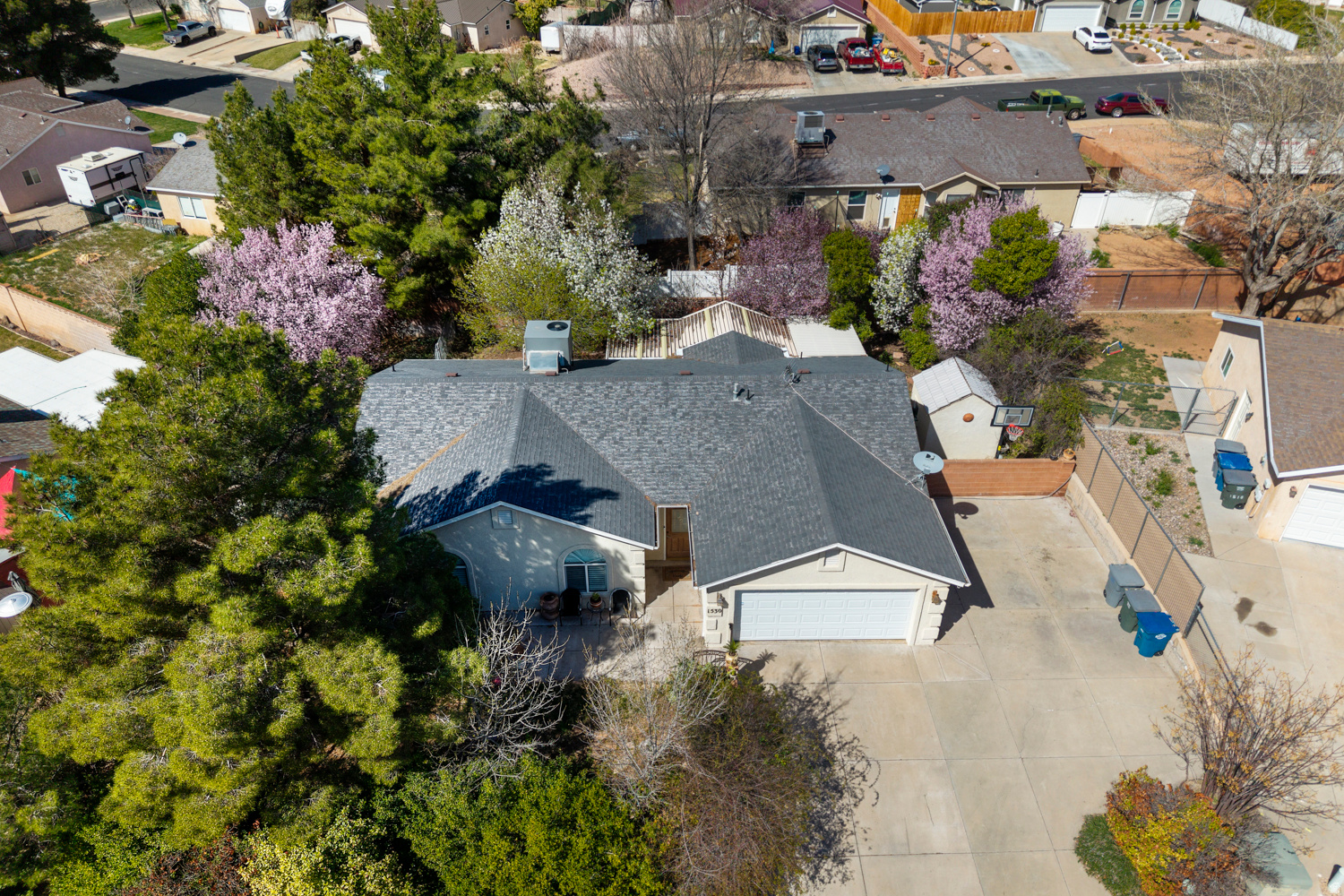 DIXIE COVE - Residential