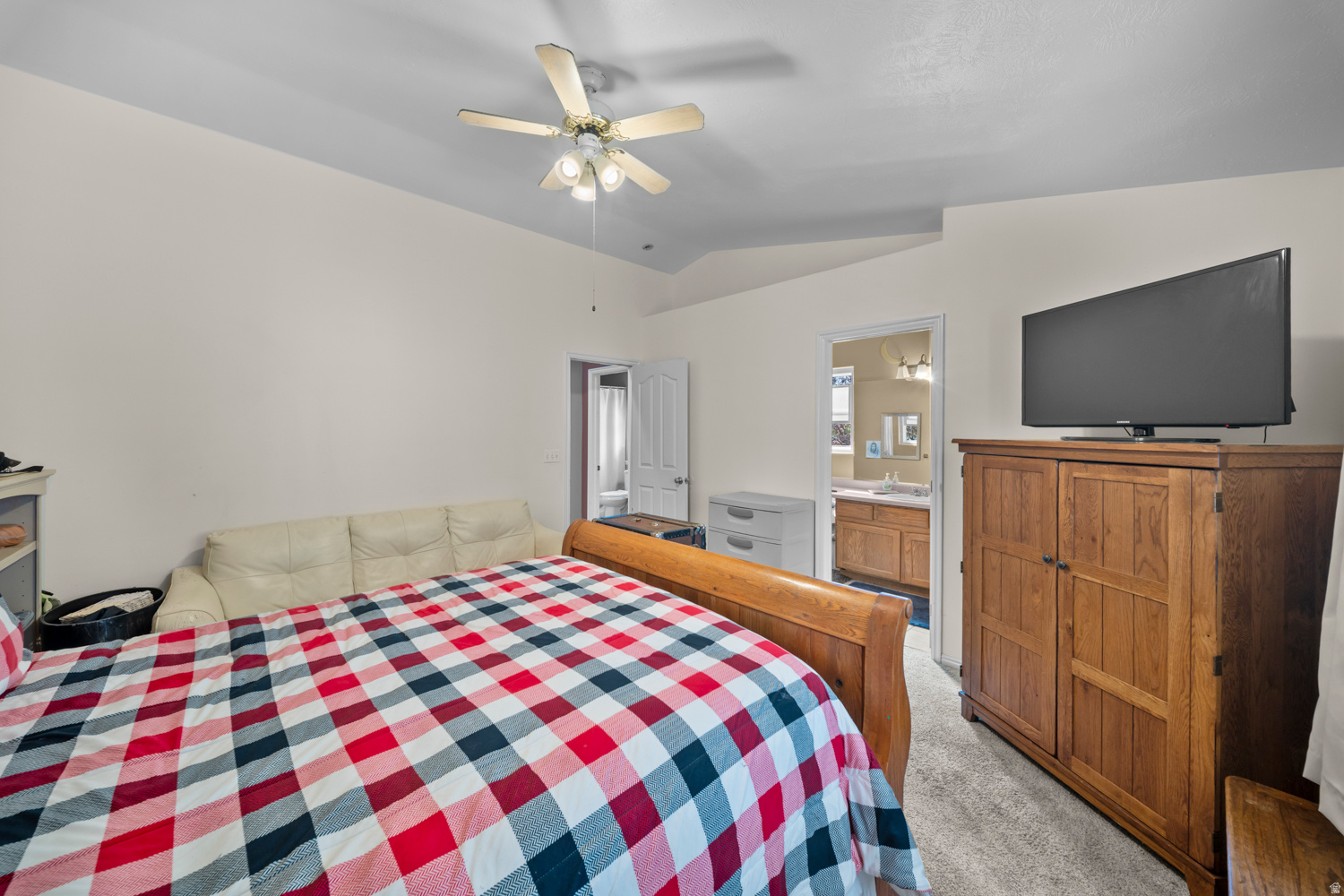 DIXIE COVE - Residential