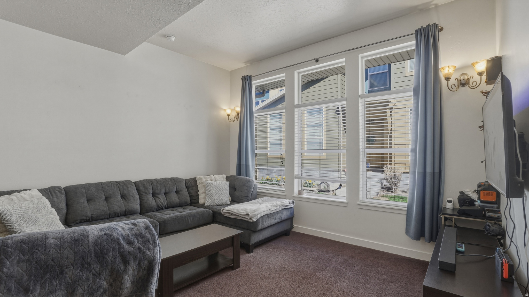 SUMMERLANE - Residential