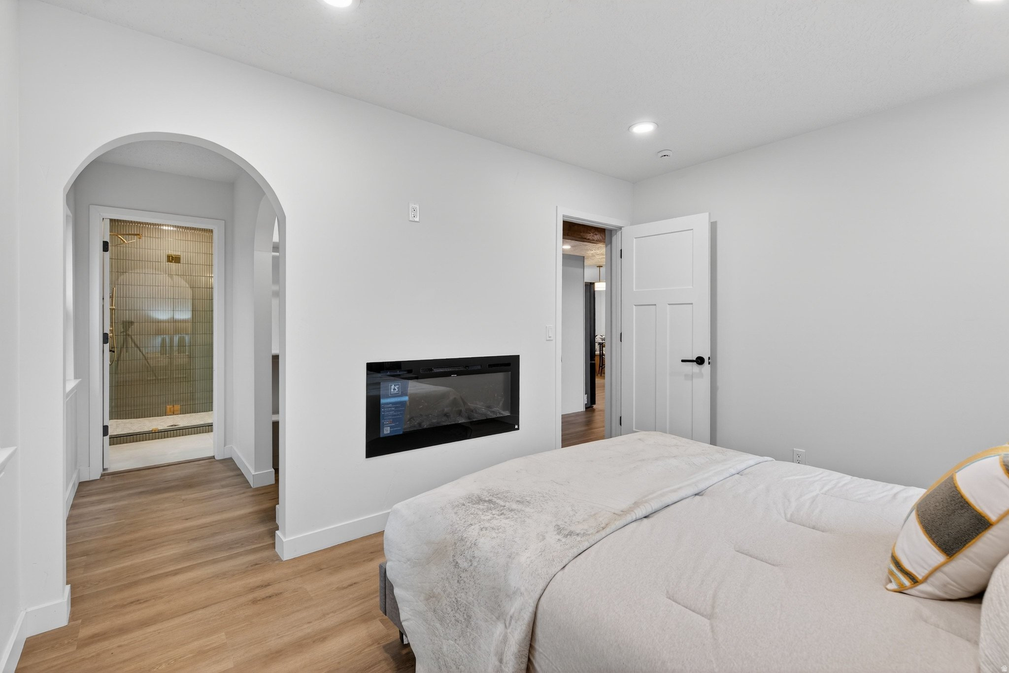 BONNEVILLE GARDEN - Residential