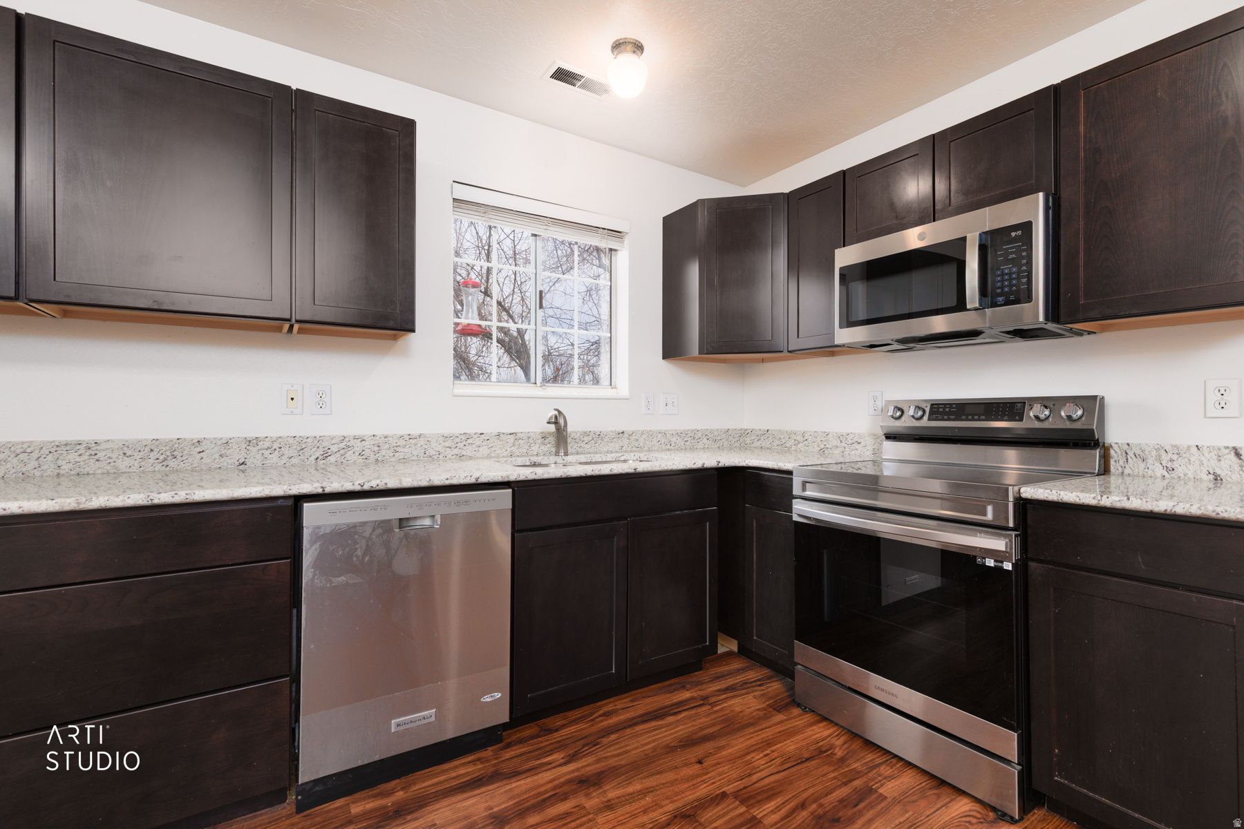 PEACHTREE ESTATES - Residential