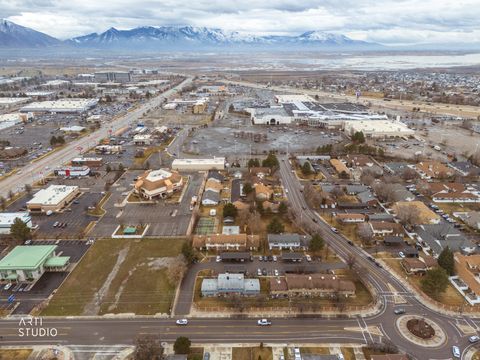 Tiny photo for 939 S FREEDOM BLVD #11, Provo, UT 84601 (MLS # 2139639)