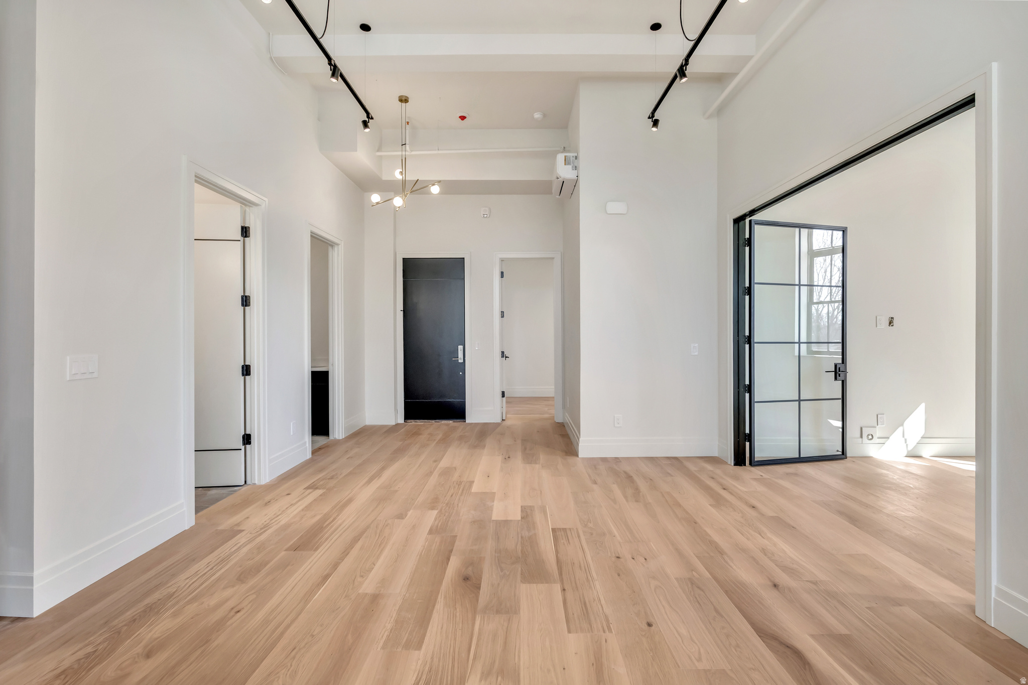 TELEGRAPH EXCHANGE - Residential