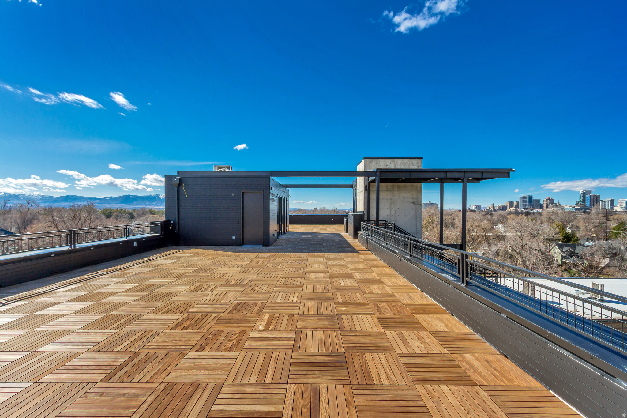 TELEGRAPH EXCHANGE - Residential