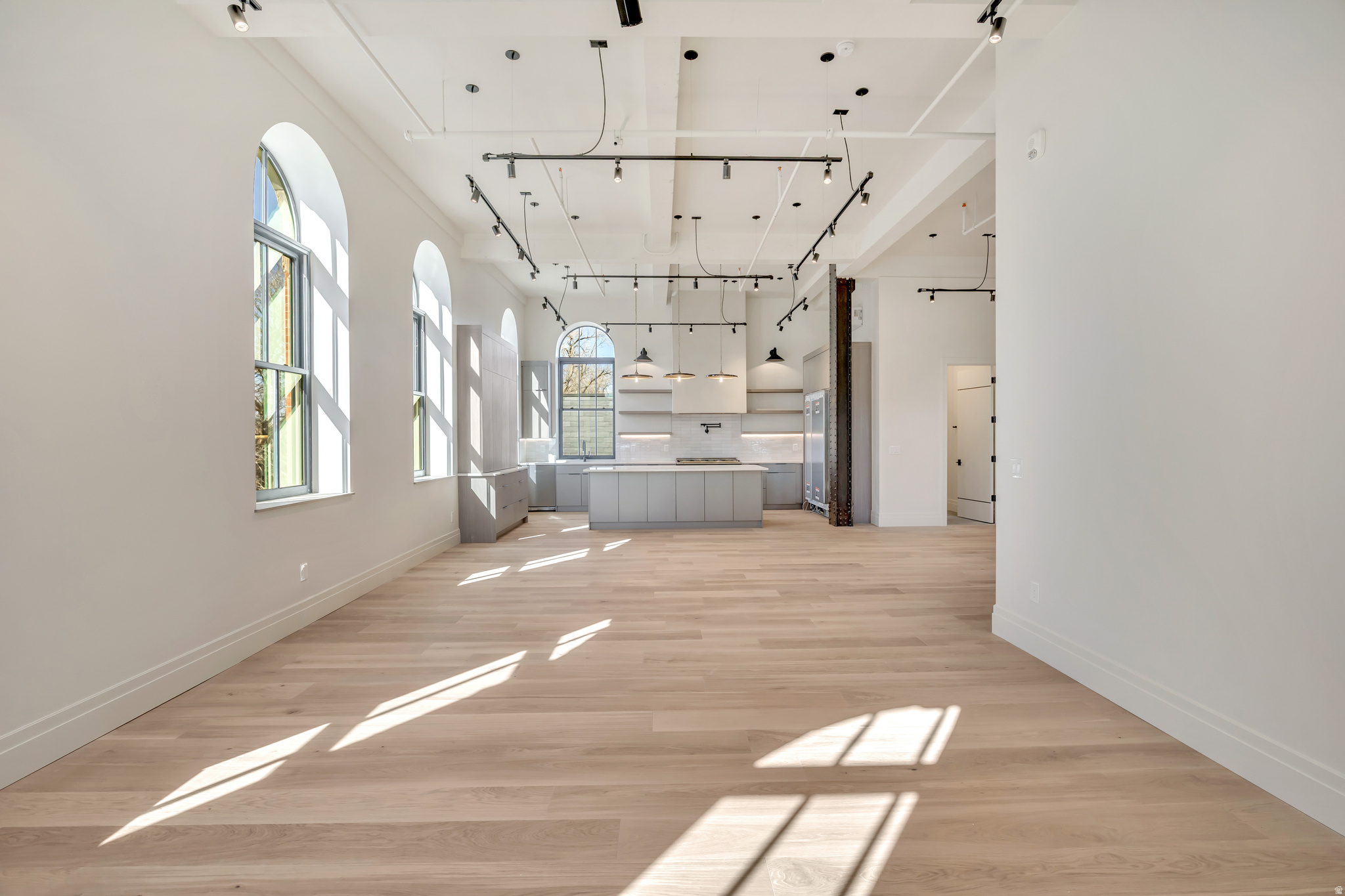 TELEGRAPH EXCHANGE - Residential