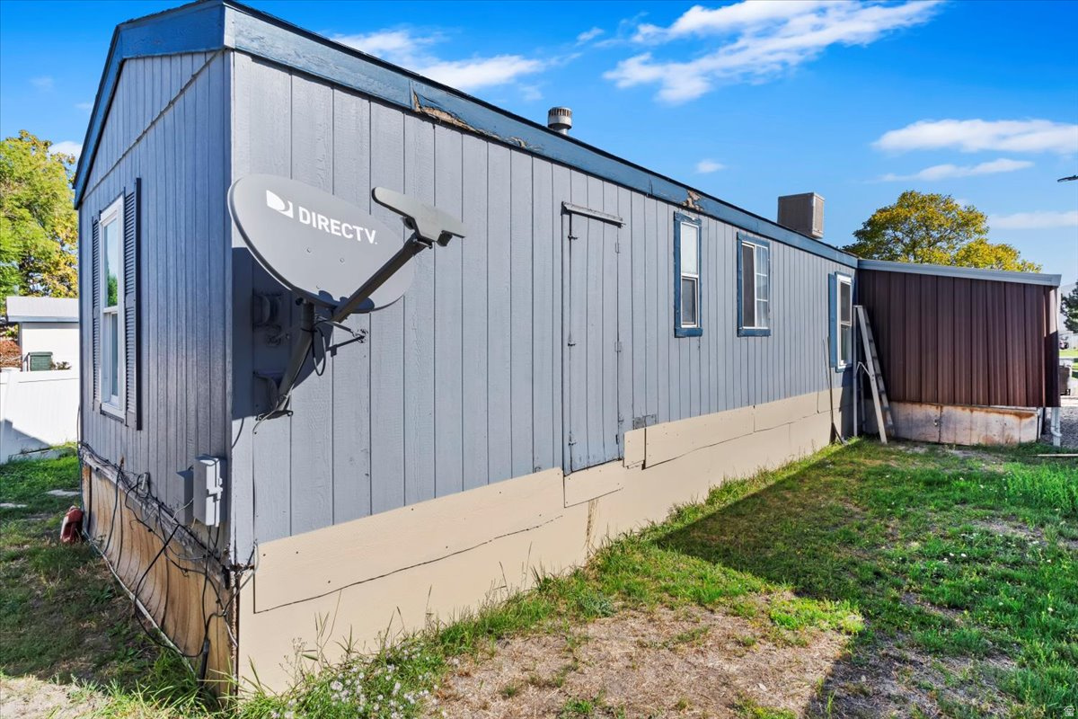 MOUNTAIN VIEW MOBILE HOME PARK - Residential