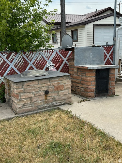 BRENNAN AND DAVIS ADDITION - Residential