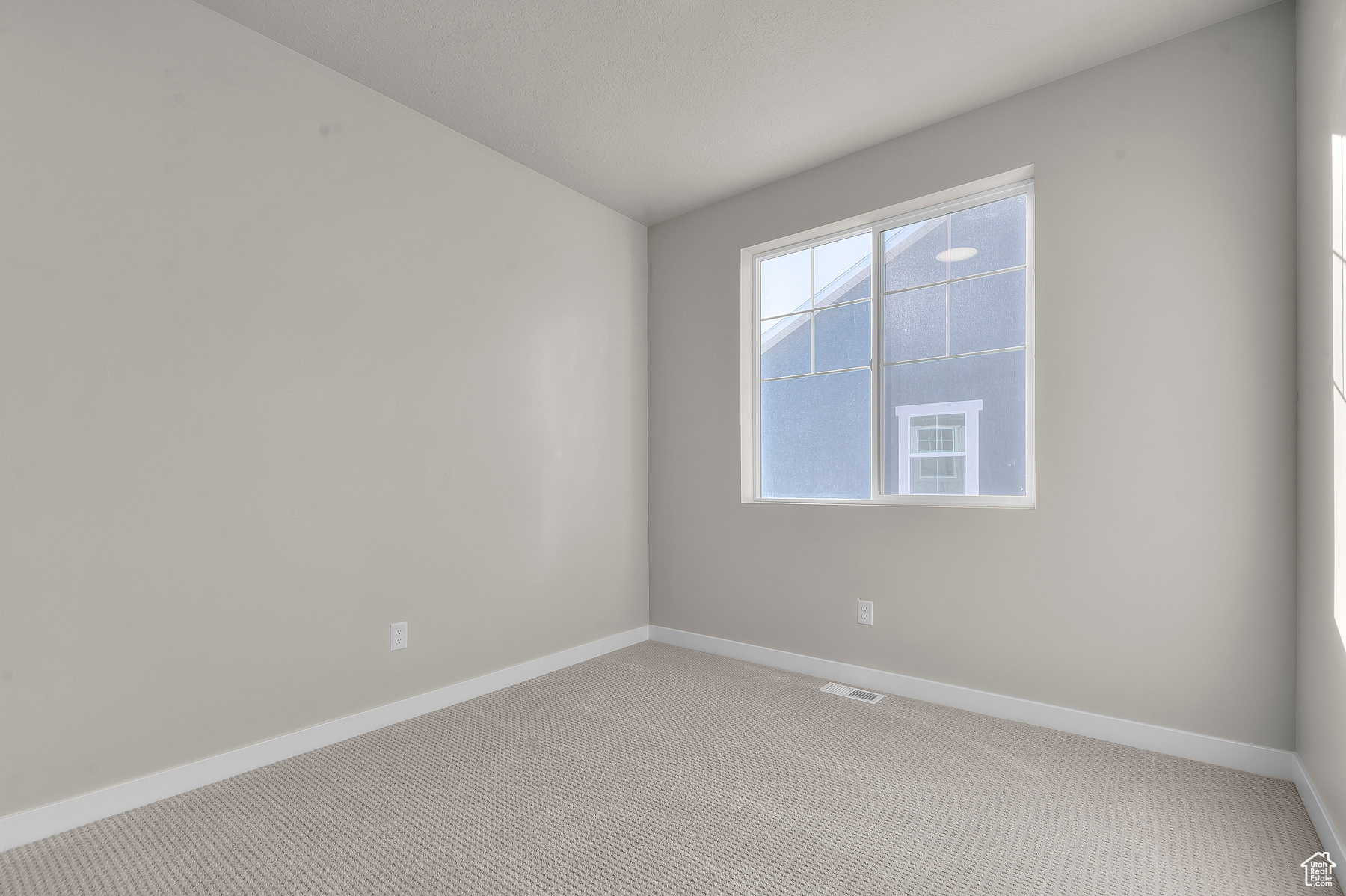 OVERLAND COLLECTION V2 268 - Residential