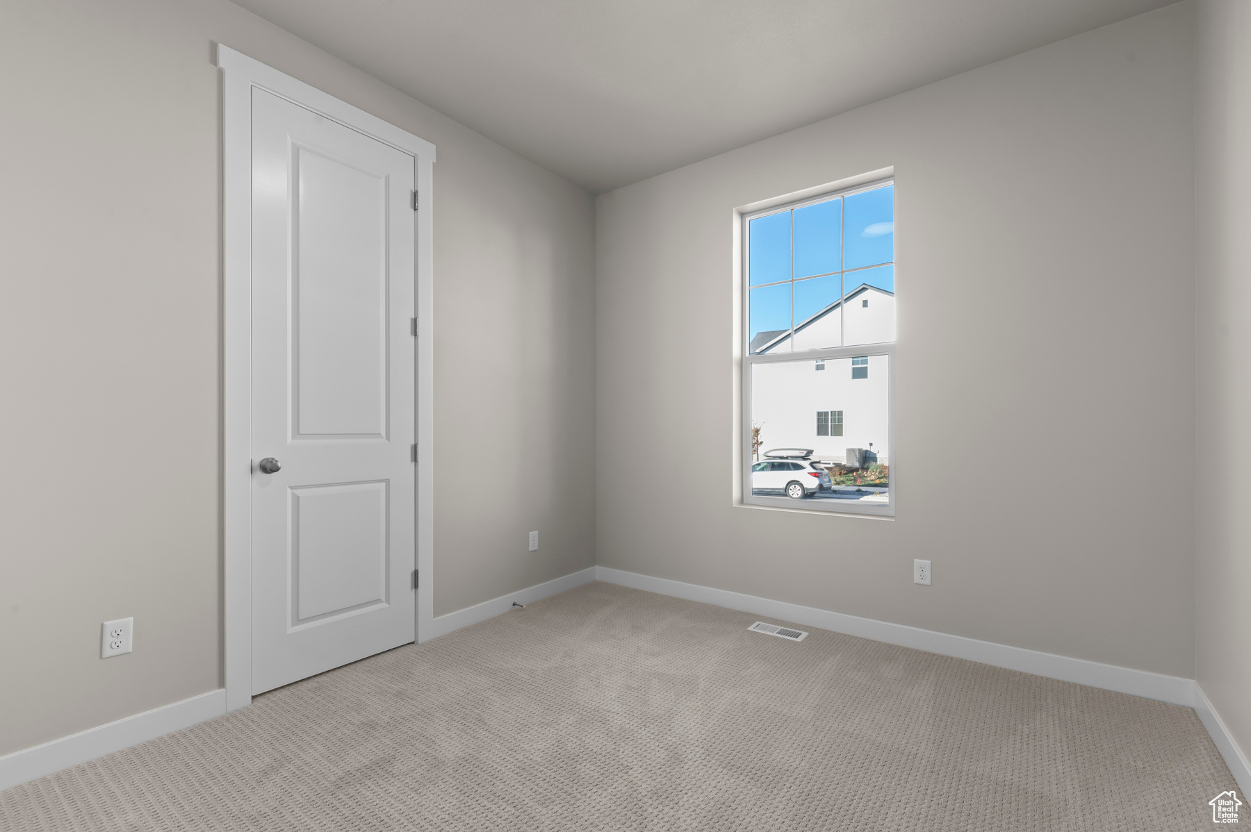 OVERLAND COLLECTION V2 268 - Residential