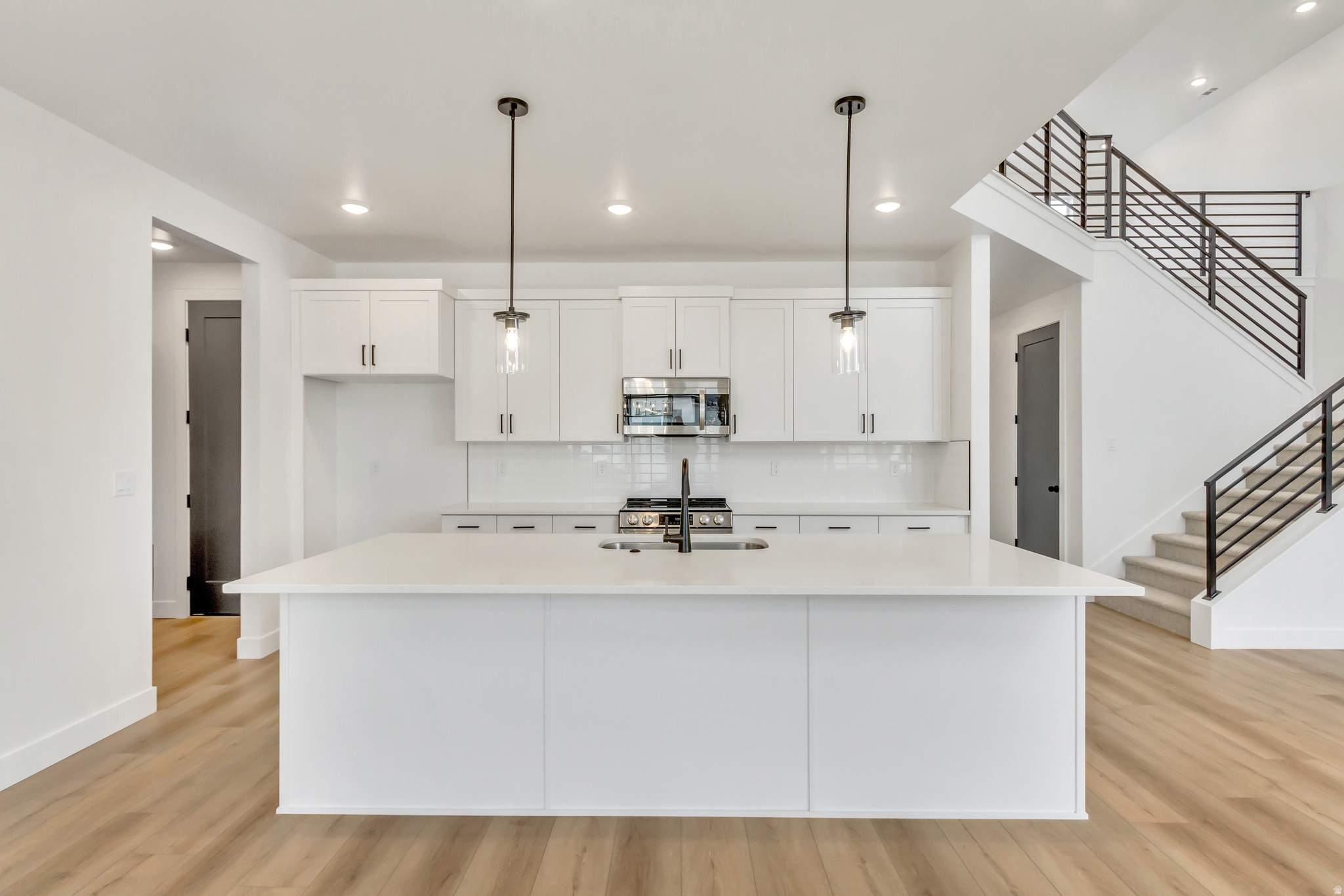 ARROWHEAD RANCH - Residential