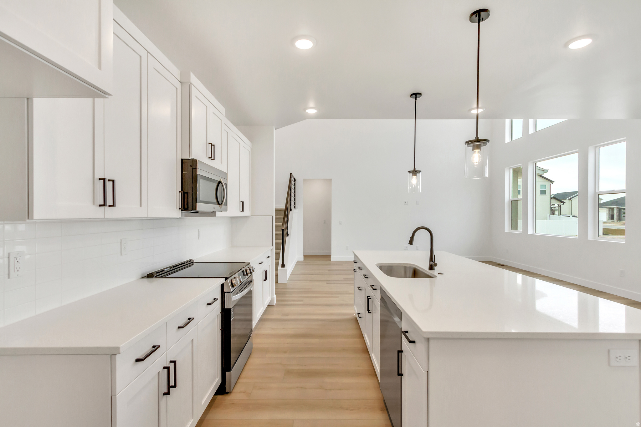 ARROWHEAD RANCH - Residential