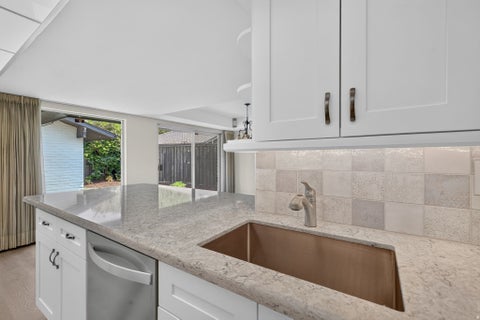 Tiny photo for 957 E 5014 S, Murray, UT 84117 (MLS # 2172050)
