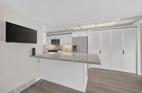 Tiny photo for 957 E 5014 S, Murray, UT 84117 (MLS # 2172050)