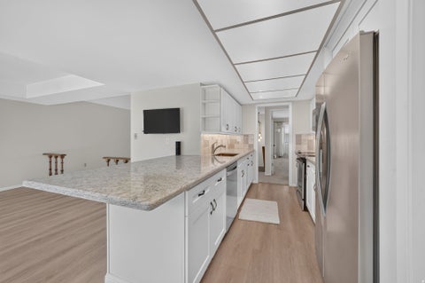 Tiny photo for 957 E 5014 S, Murray, UT 84117 (MLS # 2172050)