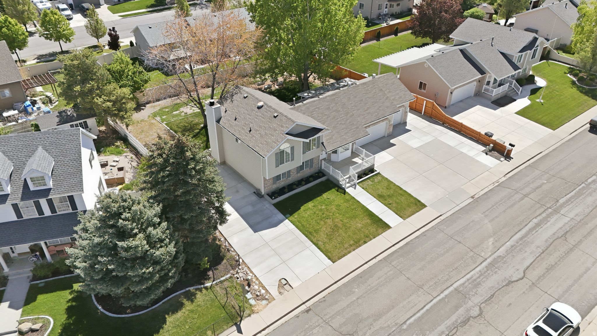 LOAFER MEADOWS ESTATES - Residential