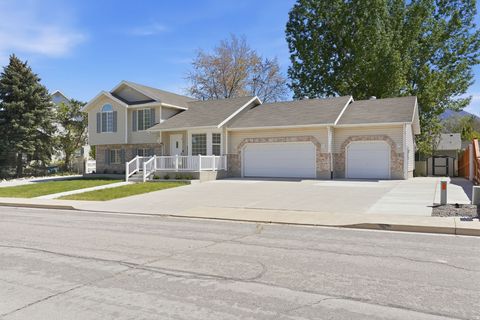 Tiny photo for 267 S 1150 E, Payson, UT 84651 (MLS # 2153523)