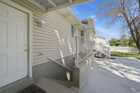 Tiny photo for 267 S 1150 E, Payson, UT 84651 (MLS # 2153523)