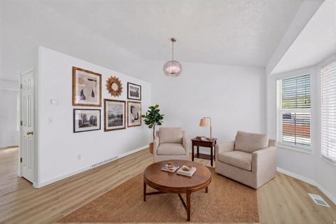 Tiny photo for 267 S 1150 E, Payson, UT 84651 (MLS # 2153523)