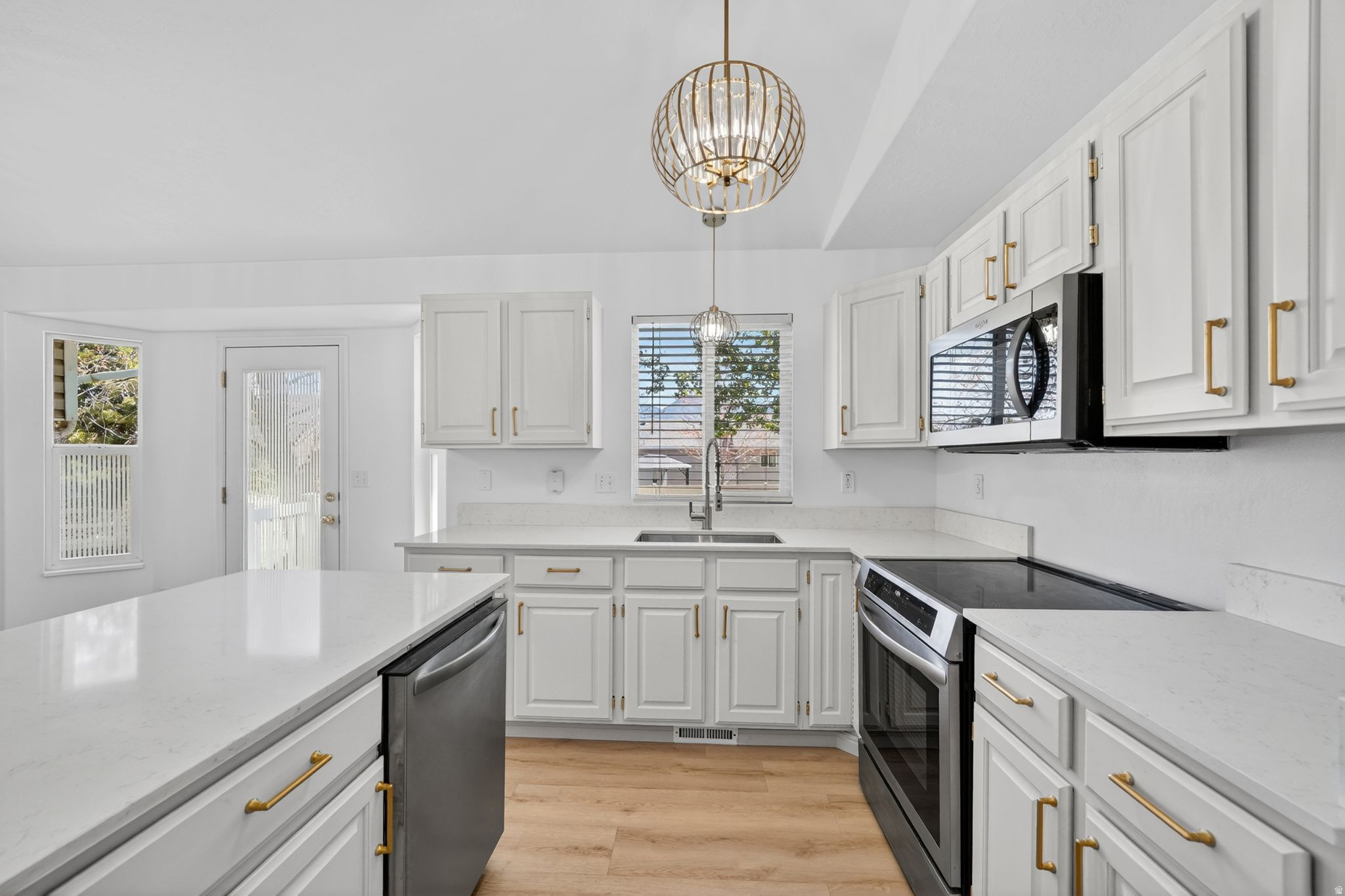 LOAFER MEADOWS ESTATES - Residential