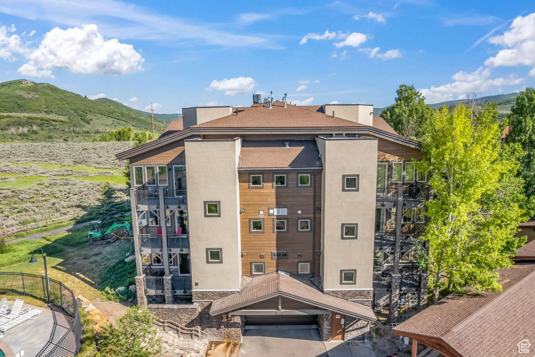 6749 N 2200 #B102, Park City, Utah image 1