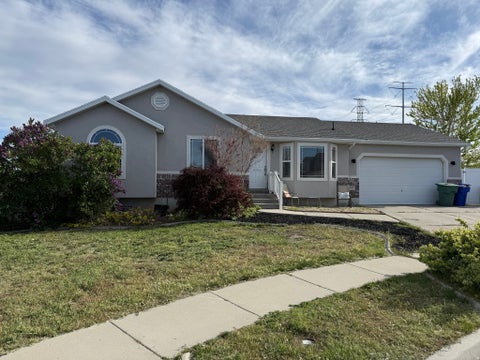 Homes For Sale - 5797 W Early Dawn Dr<br/> West Jordan, UT 84081