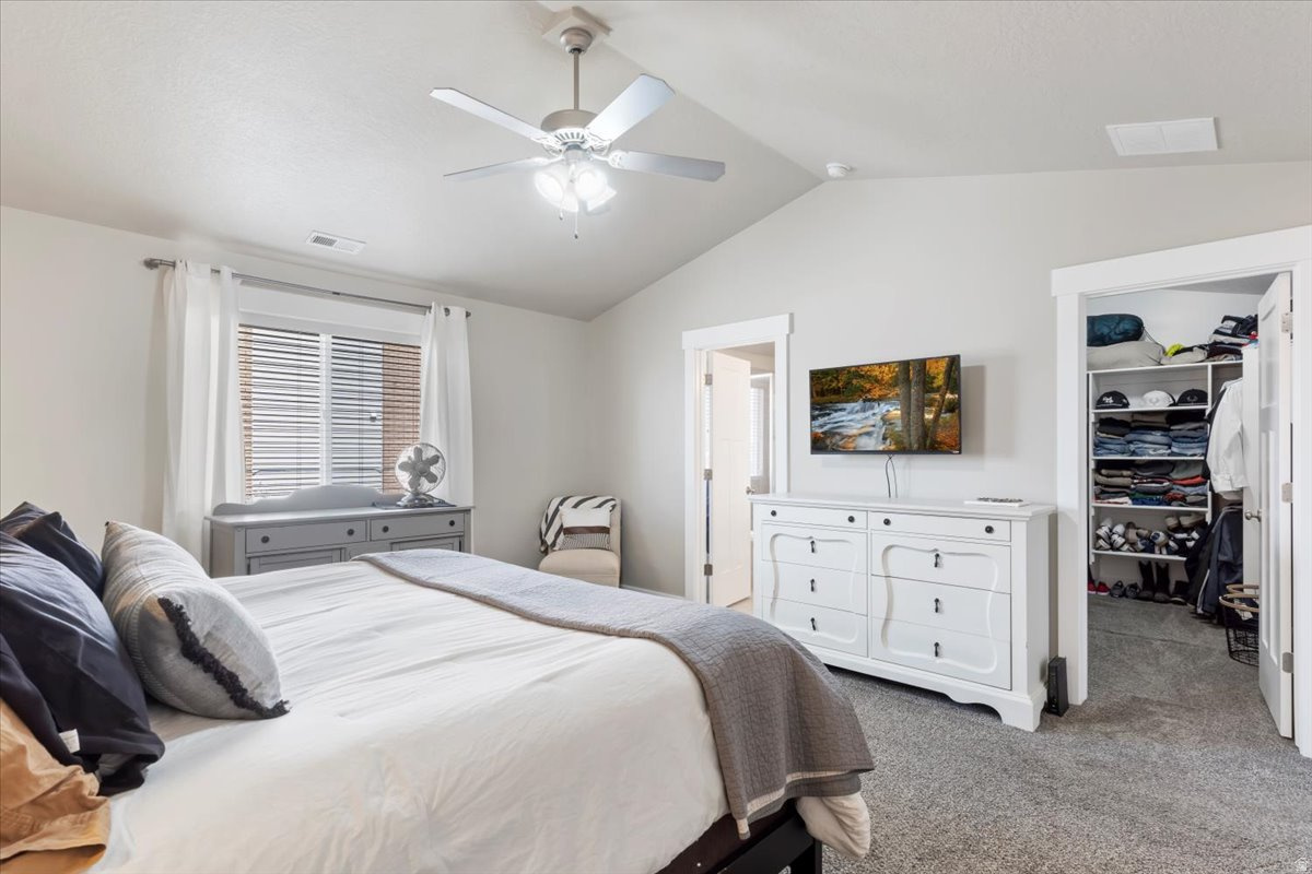 ROSEWOOD MANOR - Residential