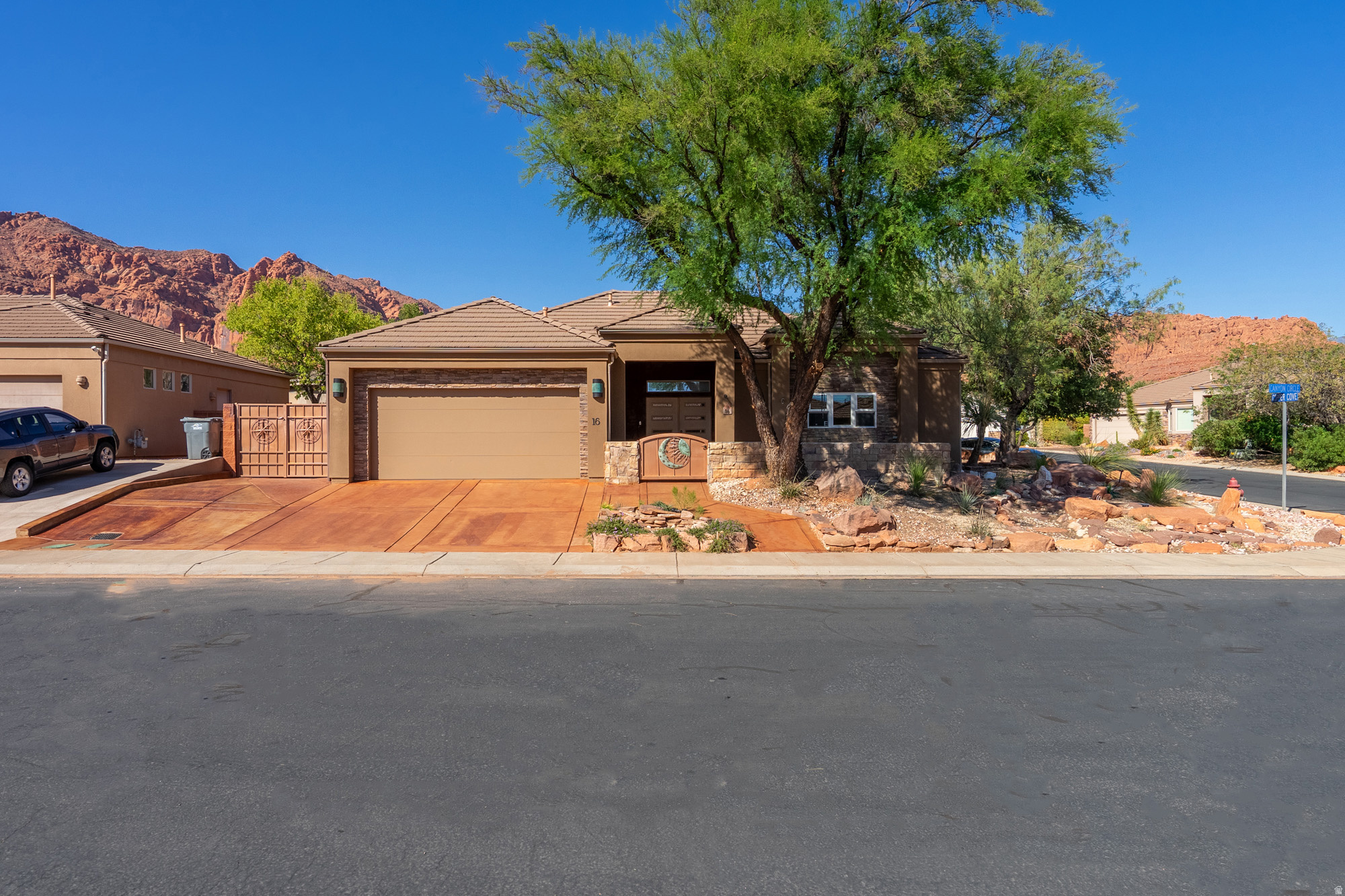 COPPER CANYON - Residential