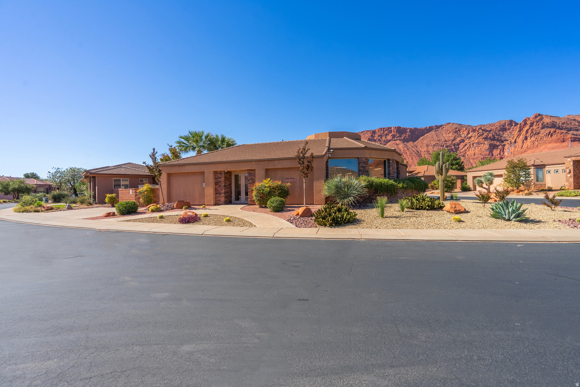 COPPER CANYON - Residential